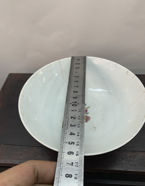 古玩陶瓷【清倉處理】清同治細路粉彩暗八仙紋大碗拍賣,當前價格1888元