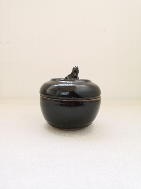 古玩陶瓷黑釉蓋缸拍賣，當前價格398元