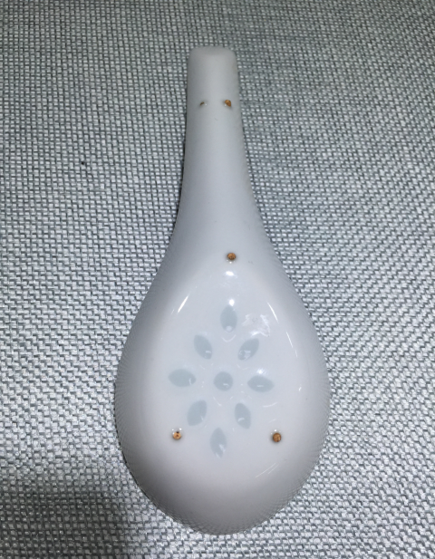 古玩陶瓷民國青花玲瓏瓷調羹一對(贈送一件)拍賣,當前價格299元