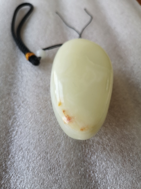 古玩玉器岫玉雕“冠上加冠”把件拍賣,當(dāng)前價(jià)格260元