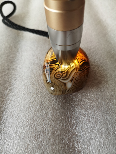 古玩玉器天然纏絲瑪瑙把件拍賣,當(dāng)前價格260元
