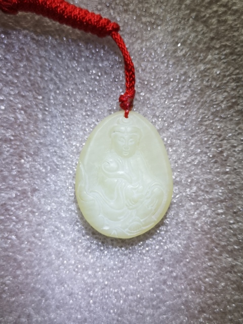 古玩玉器韓料雕觀音掛件拍賣，當前價格220元