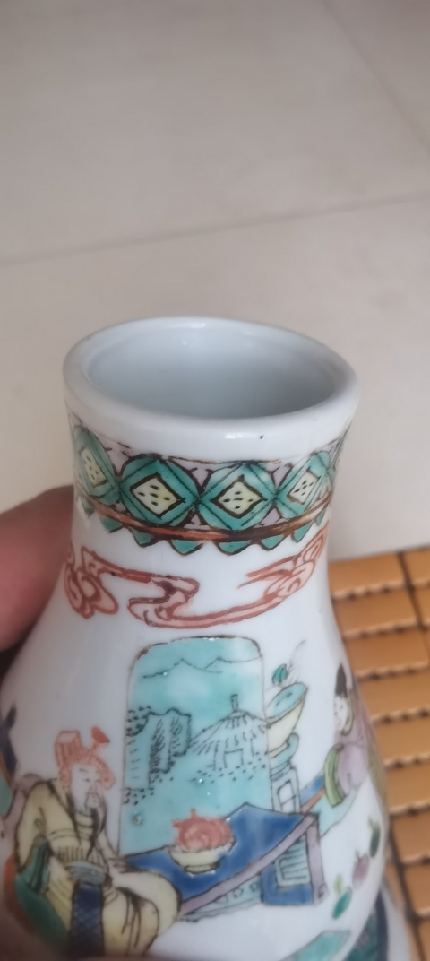 古玩陶瓷中晚期葫蘆瓶拍賣，當前價格12000元