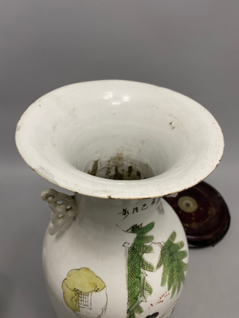 古玩陶瓷粉彩教子圖人物紋雙耳瓶拍賣,當前價格1200元