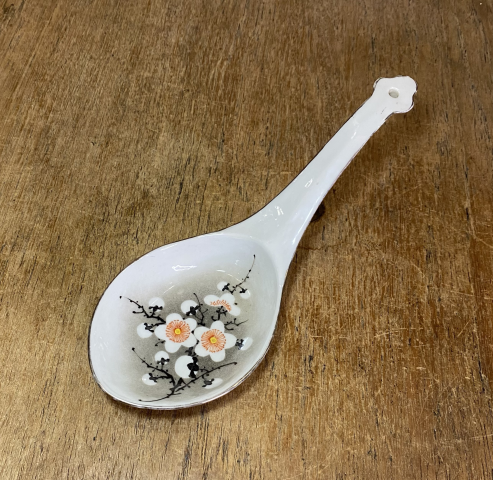 古玩陶瓷粉彩細路梅花花卉紋湯勺拍賣,當前價格600元
