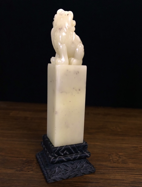 古玩雜項(xiàng)壽山芙蓉石印章拍賣,當(dāng)前價(jià)格3999元