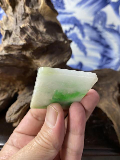 古玩雜項翡翠牌拍賣，當前價格12000元