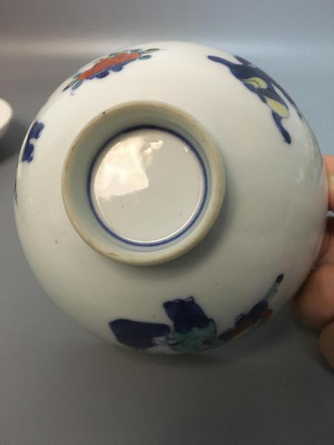 古玩陶瓷【斗彩嬰戲碗】民國斗彩嬰戲圖蓋碗一對拍賣，當前價格4260元