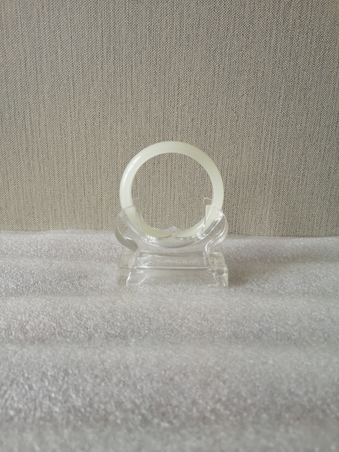 古玩玉器和田玉鐲子拍賣(mài)，當(dāng)前價(jià)格950元