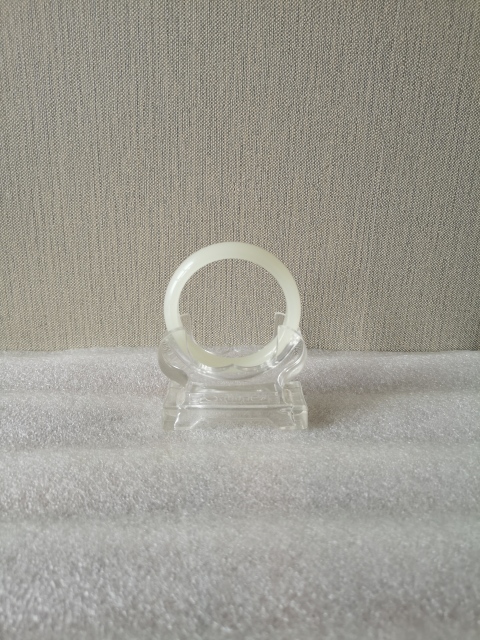 古玩玉器和田玉鐲子拍賣(mài)，當(dāng)前價(jià)格950元