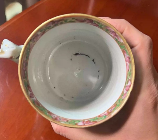 古玩陶瓷清晚期廣彩人物故事圖馬克杯拍賣，當前價格960元