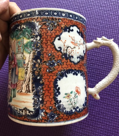 古玩陶瓷少見的超大號清乾隆青花廣彩描金人物故事紋馬克杯拍賣，當前價格2920元