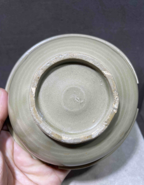 古玩陶瓷五代秘色瓷刻花碗標本拍賣,當前價格1999元