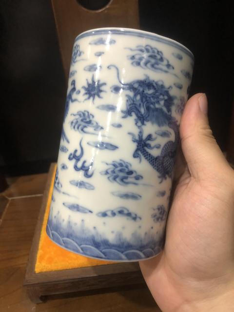 古玩陶瓷大清雍正年製官窯款款青花祥云五爪龍鳳紋-筆筒拍賣,當(dāng)前價格2600元
