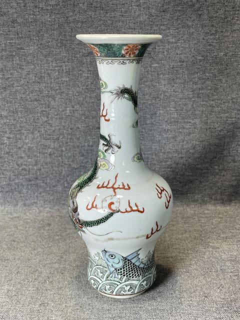 古玩陶瓷魚化龍五彩長頸撇口瓶(已走保真)拍賣,當前價格5800元