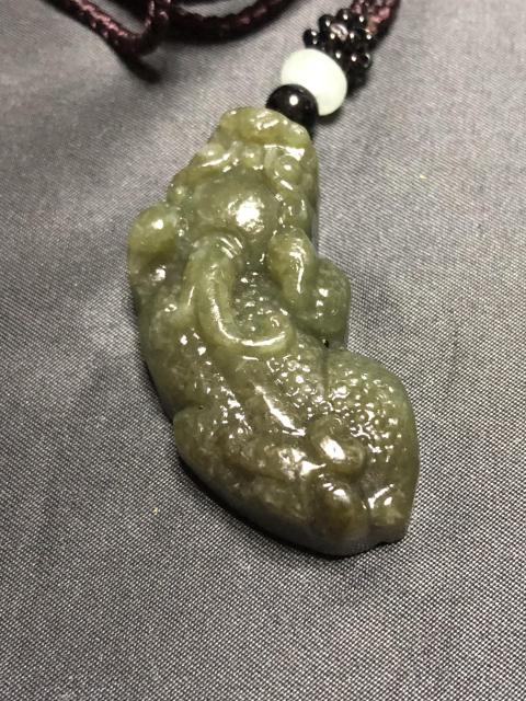 古玩玉器和田玉雕貔貅掛件【附證書】拍賣，當前價格155元