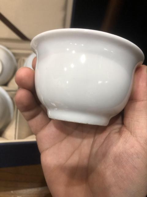 古玩陶瓷創匯?白釉杯拍賣，當前價格333元