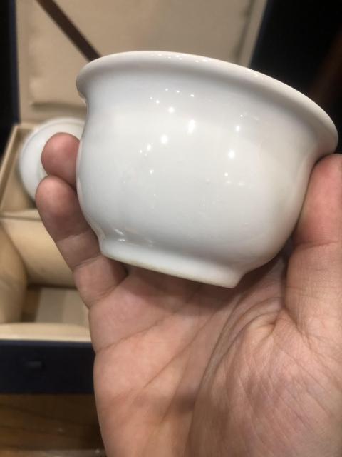 古玩陶瓷創匯?白釉杯拍賣，當前價格333元