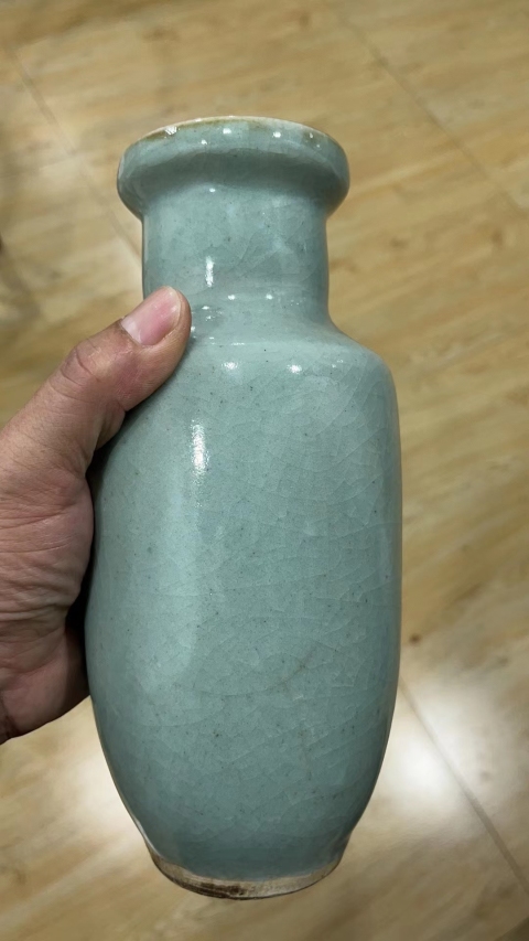 古玩陶瓷【精品·單色系·晚清】豆青釉棒槌瓶拍賣,當前價格2350元