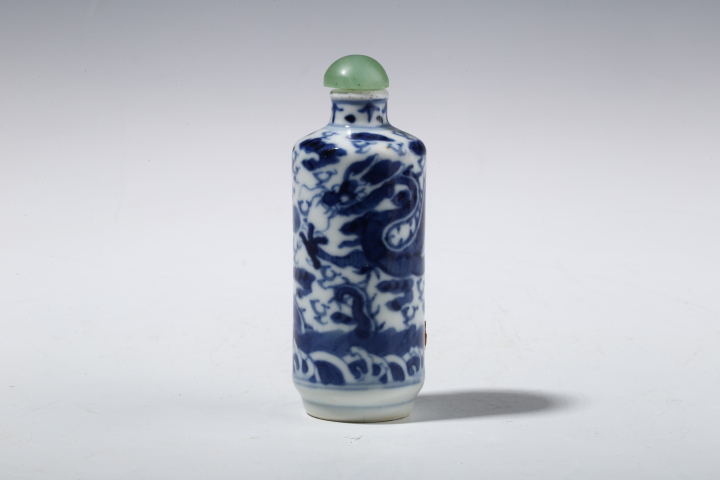 古玩陶瓷青花蒼龍教子鼻煙壺拍賣,當前價格5800元