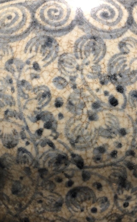 古玩陶瓷初看清代中期地方窯口青花花卉紋罐拍賣，當前價格2000元