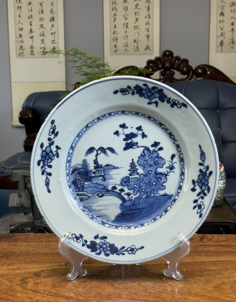 古玩陶瓷【平臺(tái)實(shí)物保真】清乾隆青花通景山水紋盤(pán)拍賣,當(dāng)前價(jià)格958元