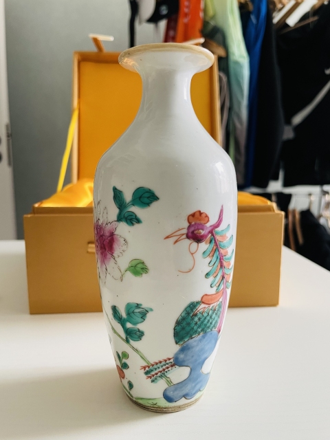 古玩陶瓷【優(yōu)品】清同治·粉彩鳳凰牡丹紋瓶拍賣，當前價格5000元