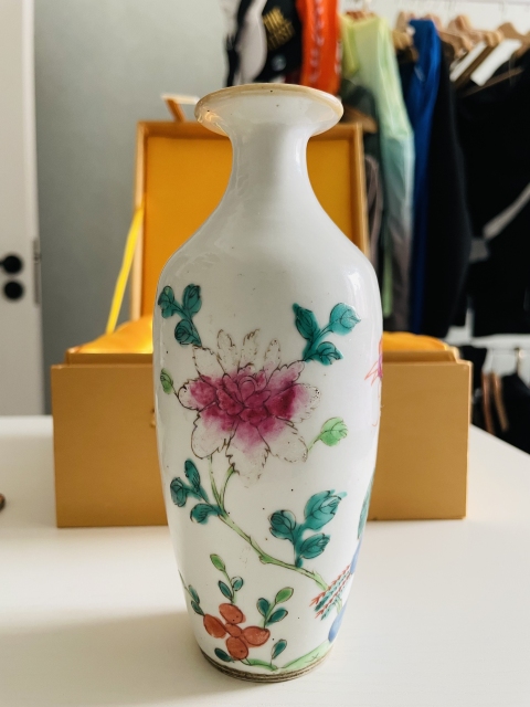 古玩陶瓷【優(yōu)品】清同治·粉彩鳳凰牡丹紋瓶拍賣，當前價格5000元