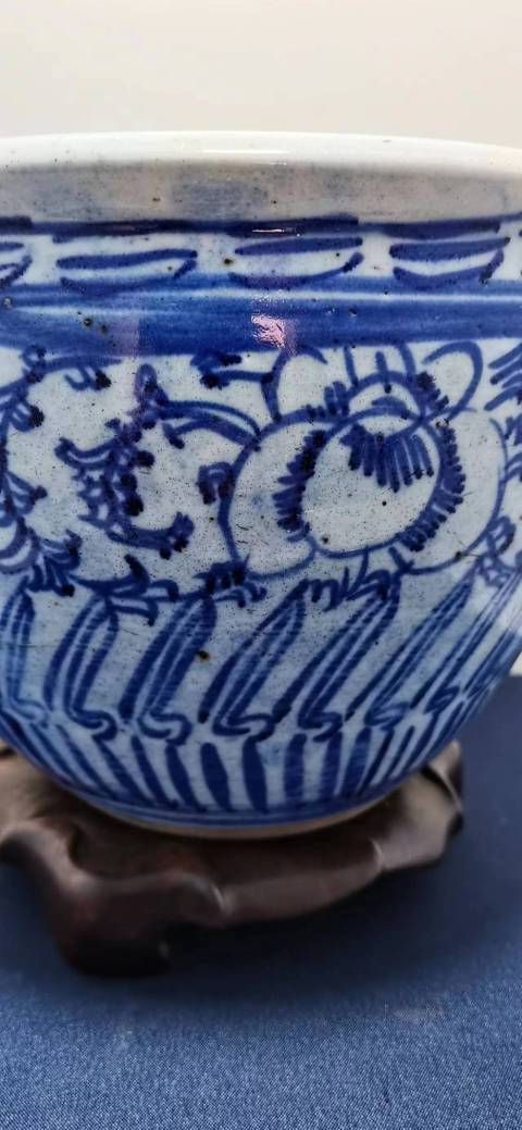 古玩陶瓷纏枝花囍字紋缸拍賣,當前價格1100元