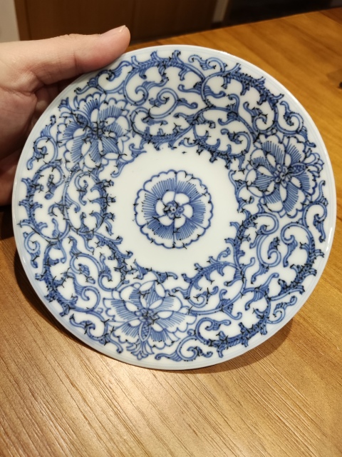 青花纏枝花卉盤拍賣，當前價格3000元