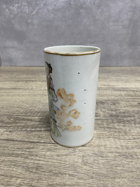 古玩陶瓷光緒仕女紋粉彩筆筒拍賣，當前價格2680元