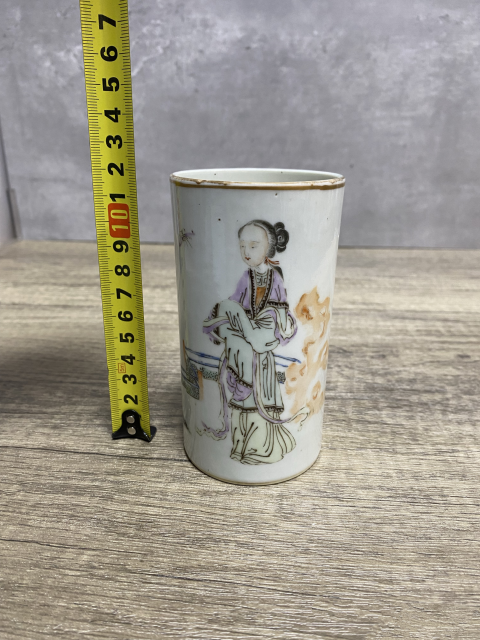 古玩陶瓷光緒仕女紋粉彩筆筒拍賣，當前價格2680元