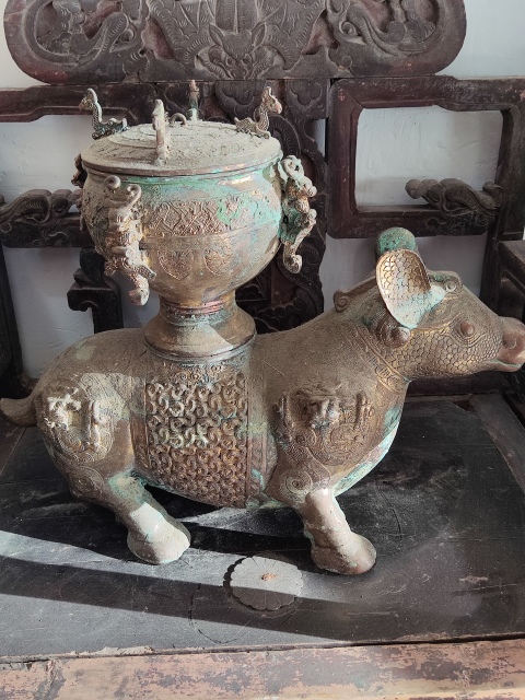 古玩雜項(xiàng)銅犧尊拍賣，當(dāng)前價(jià)格2998元