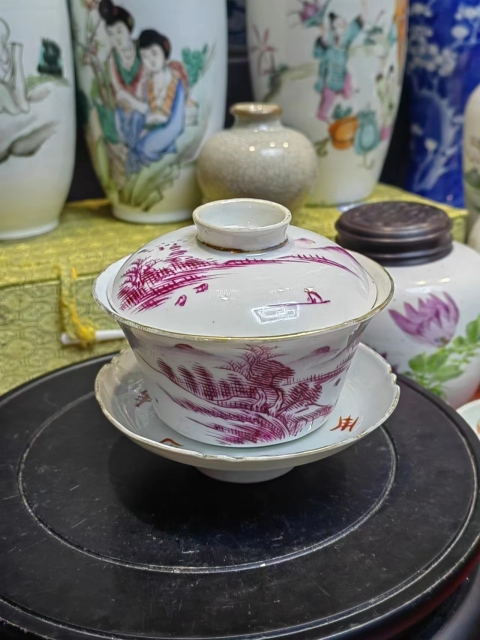 古玩陶瓷全品民國胭脂紅彩山水人物三才蓋碗拍賣,當前價格1600元