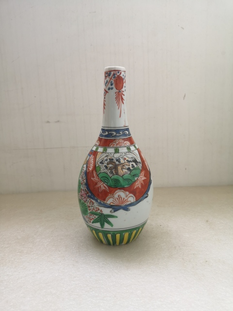古玩陶瓷民國描金青花五彩瓶拍賣,當前價格398元