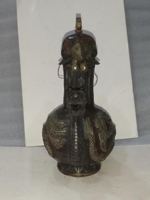 古玩雜項(xiàng)紫銅鎏金龍鳳壺拍賣，當(dāng)前價(jià)格680元