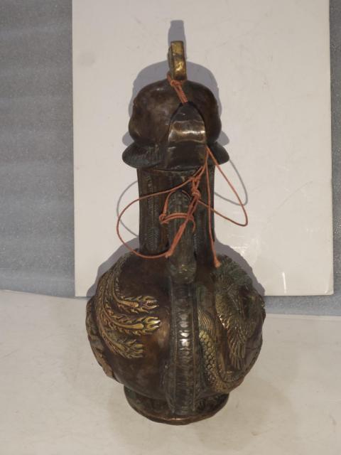 古玩雜項(xiàng)紫銅鎏金龍鳳壺拍賣，當(dāng)前價(jià)格680元