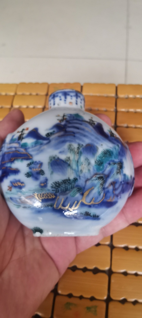 古玩陶瓷清山水紋鼻煙壺拍賣,當前價格6800元