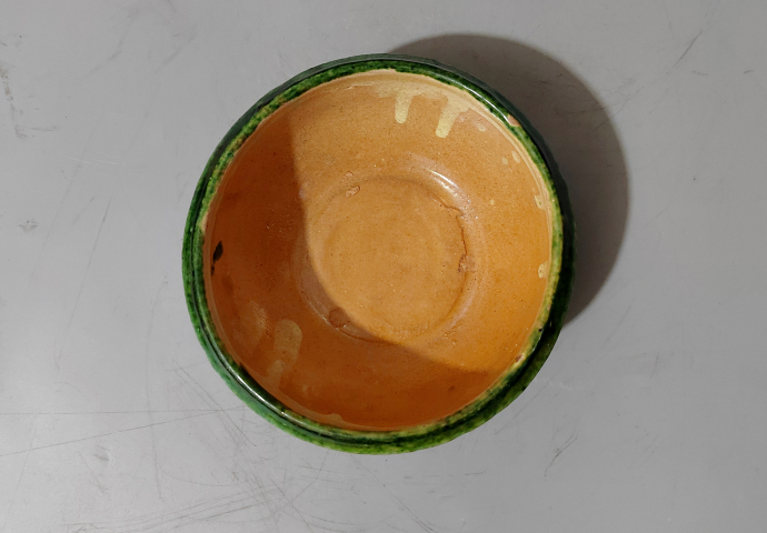 古玩陶瓷金元堆塑鼓釘獸頭紋三彩爐拍賣，當前價格9800元