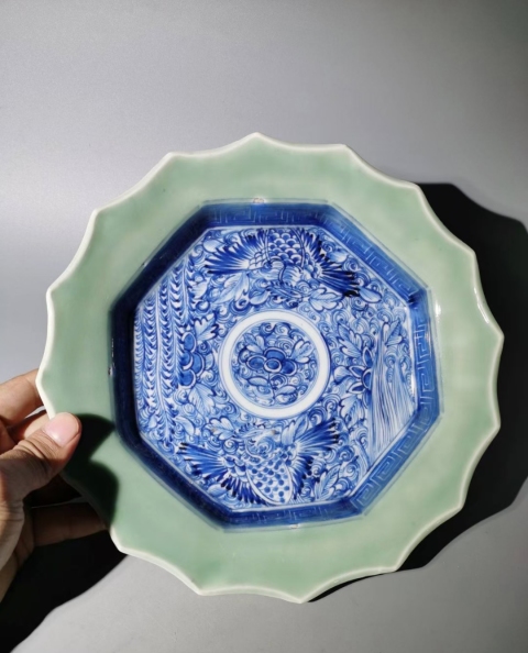 古玩陶瓷清末豆青釉青花盤拍賣，當前價格1150元