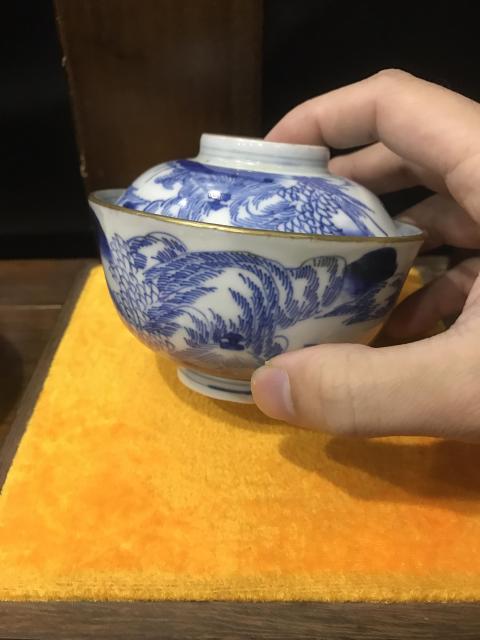 古玩陶瓷(新年放漏中)晚清-山水風景-青花蓋碗一對拍賣,當前價格774元