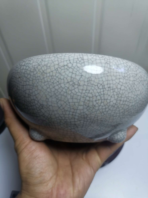 古玩陶瓷哥釉三足香爐拍賣,當前價格4600元