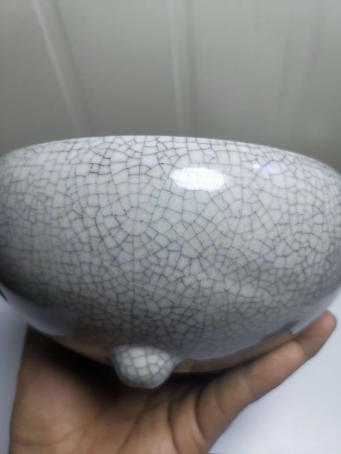 古玩陶瓷哥釉三足香爐拍賣,當前價格4600元
