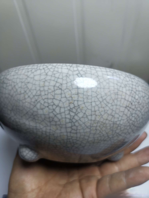 古玩陶瓷哥釉三足香爐拍賣,當前價格4600元