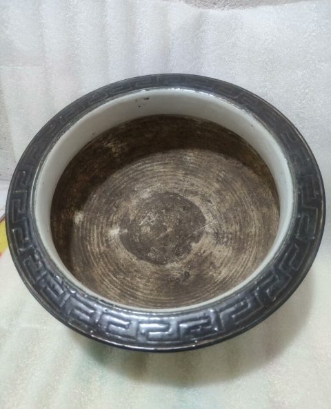 古玩陶瓷清中期，青花夔龍紋，大香爐拍賣，當前價格4444元