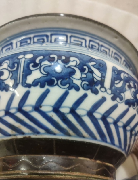 古玩陶瓷清中期，青花夔龍紋，大香爐拍賣，當前價格4444元