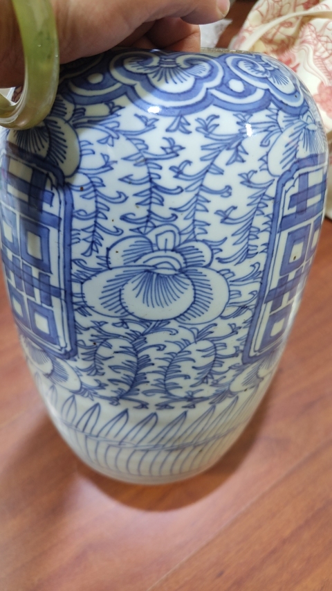古玩陶瓷青花纏枝花卉雙喜罐拍賣,當前價格5000元