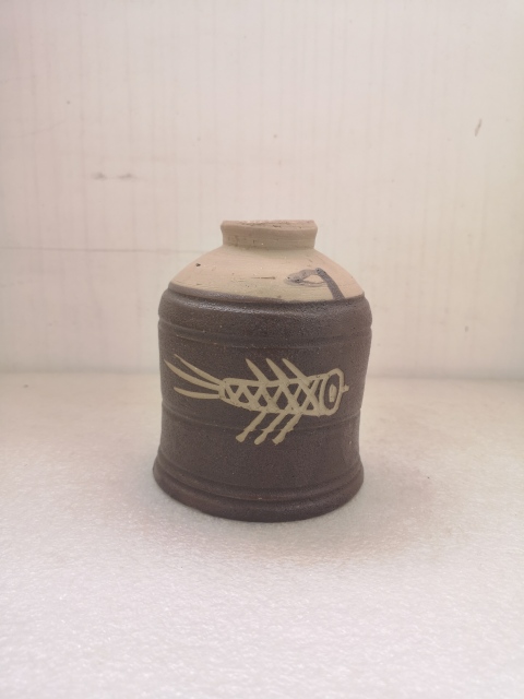 古玩陶瓷上世紀中期魚紋香爐拍賣,當前價格480元