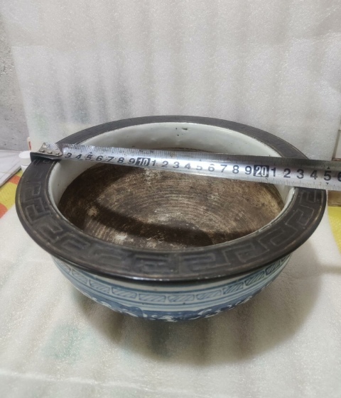 古玩陶瓷清中期，青花夔龍紋，大香爐拍賣，當前價格4444元