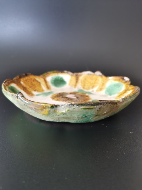 古玩陶瓷遼三彩葵口盤拍賣，當前價格7500元